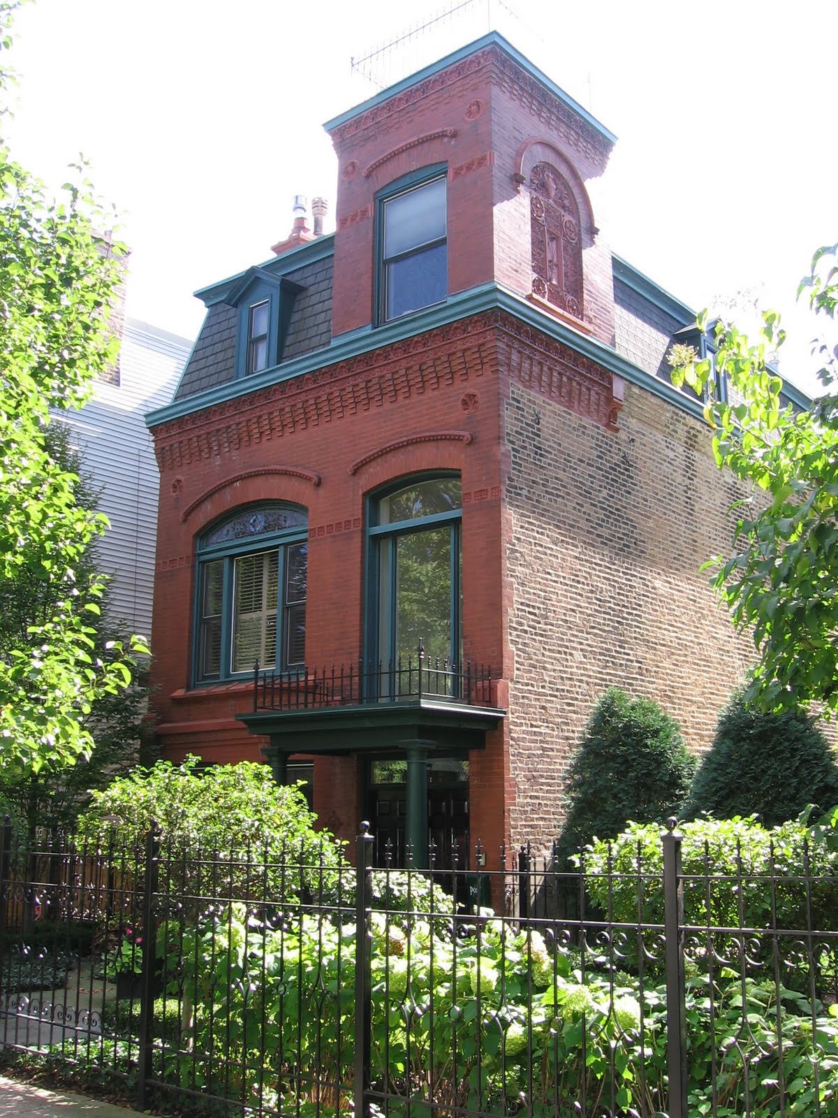 The Chicago Real Estate Local House of the Week Lincoln Park curb