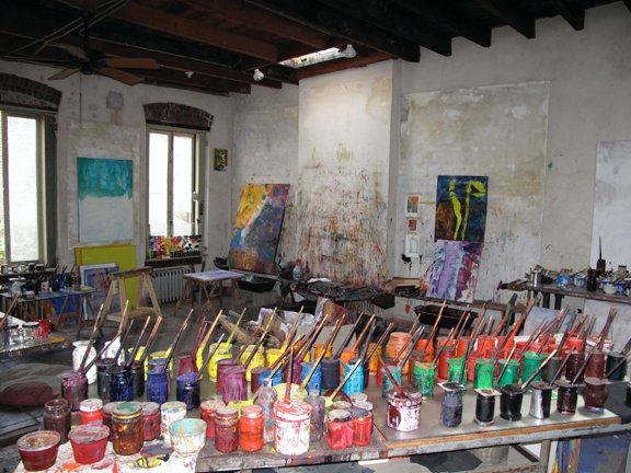 [4683_1131312973045_1533881901_314325_56454_n.jpg]