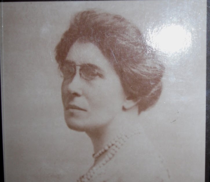 I prefer reading A Lewes Diary 19161944 Mrs Henry Dudeney