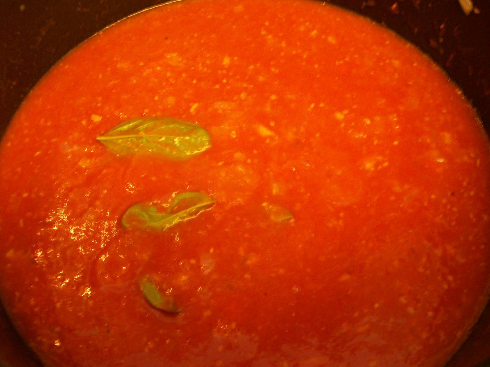 [Tomato+Sauce+4.JPG]