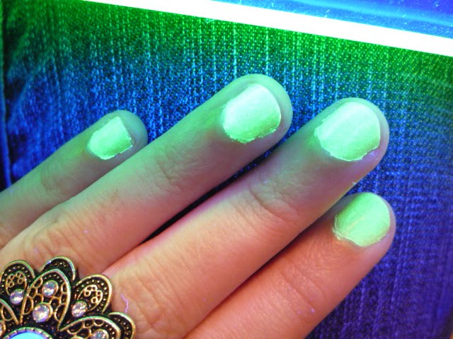 2. China Glaze Glow in the Dark Nail Lacquer, Ghoulish Glow - wide 4