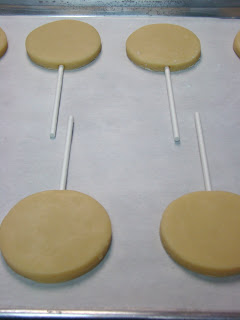 sugar cookie pops - sweet cakes by rebecca