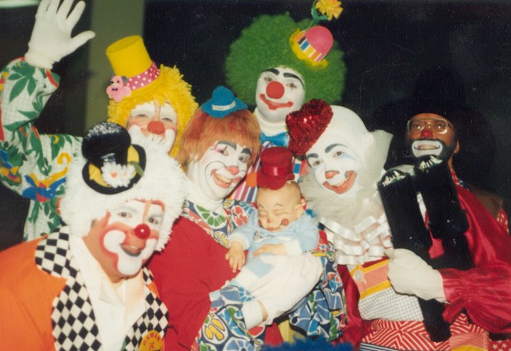 [CLOWNS.PDD.BMP]