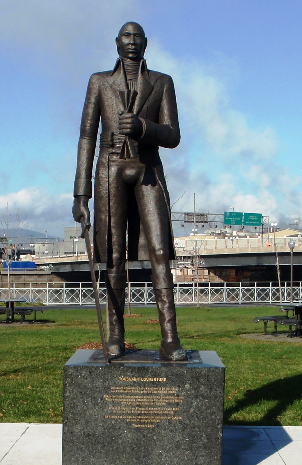 Monuments de Québec Toussaint Louverture