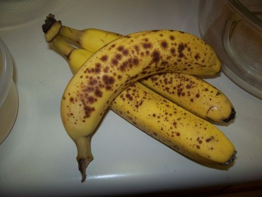 Do I Smell Burning?: Strange looking banana dessert