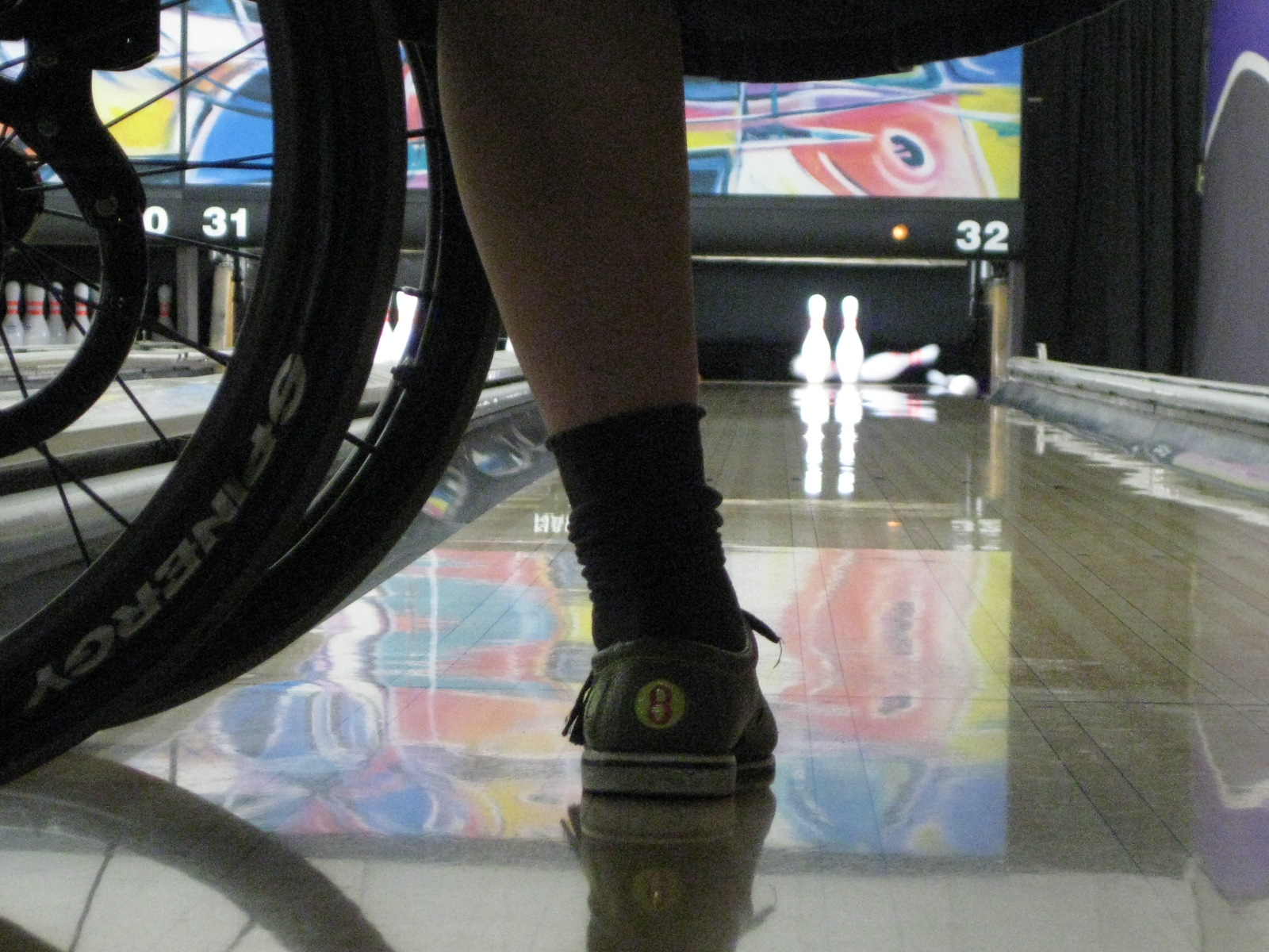 [Bowling4.JPG]
