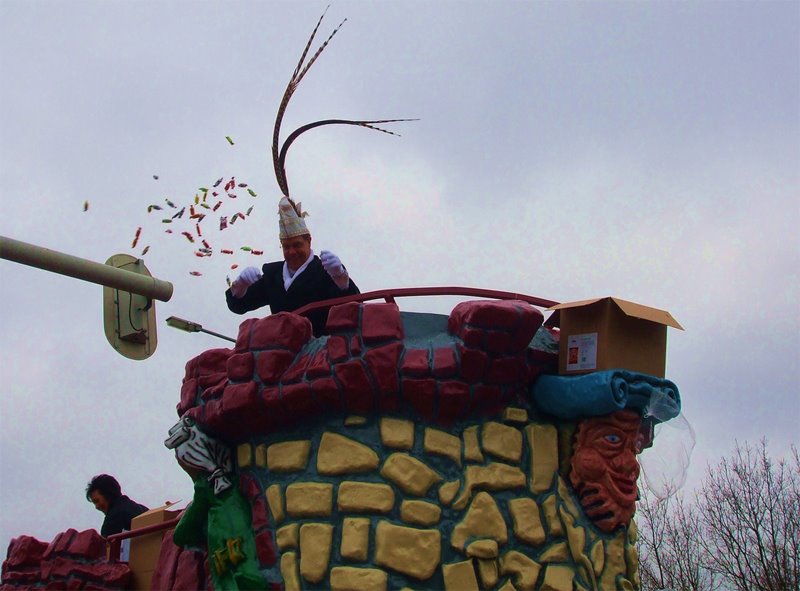 [carnival7_big.jpg]