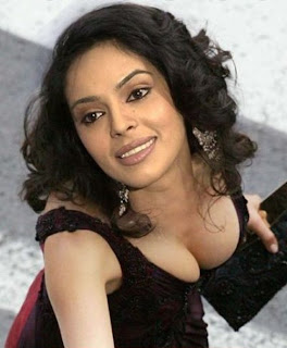 Mallika Sherawat Bollywood hot and sexy photo gallery