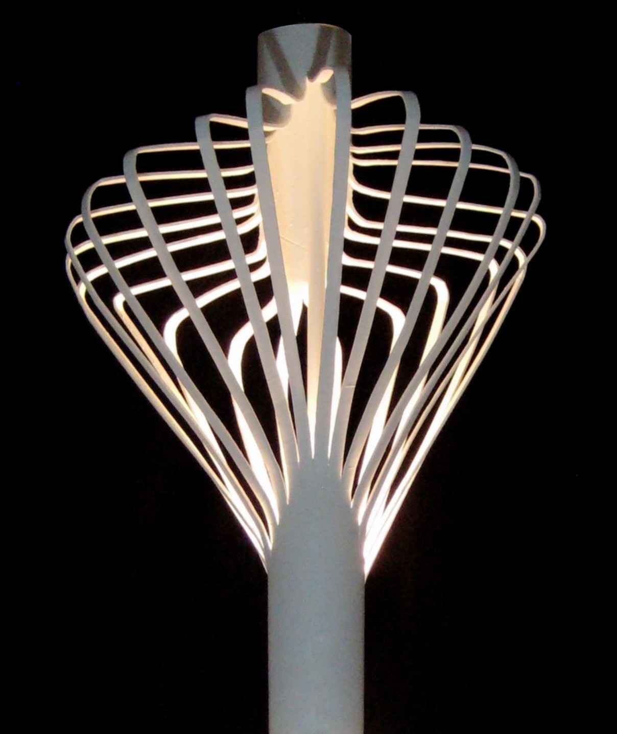 System Design Studio WAVE LAMPS BY CARDBOARD TUBES