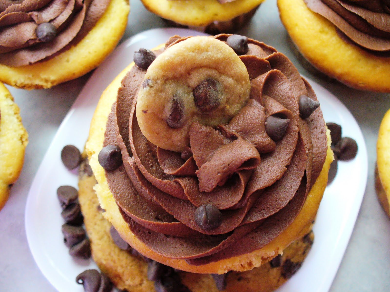 Leenee's Sweetest Delights Chocolate Chip Cookie Dough Cupcakes