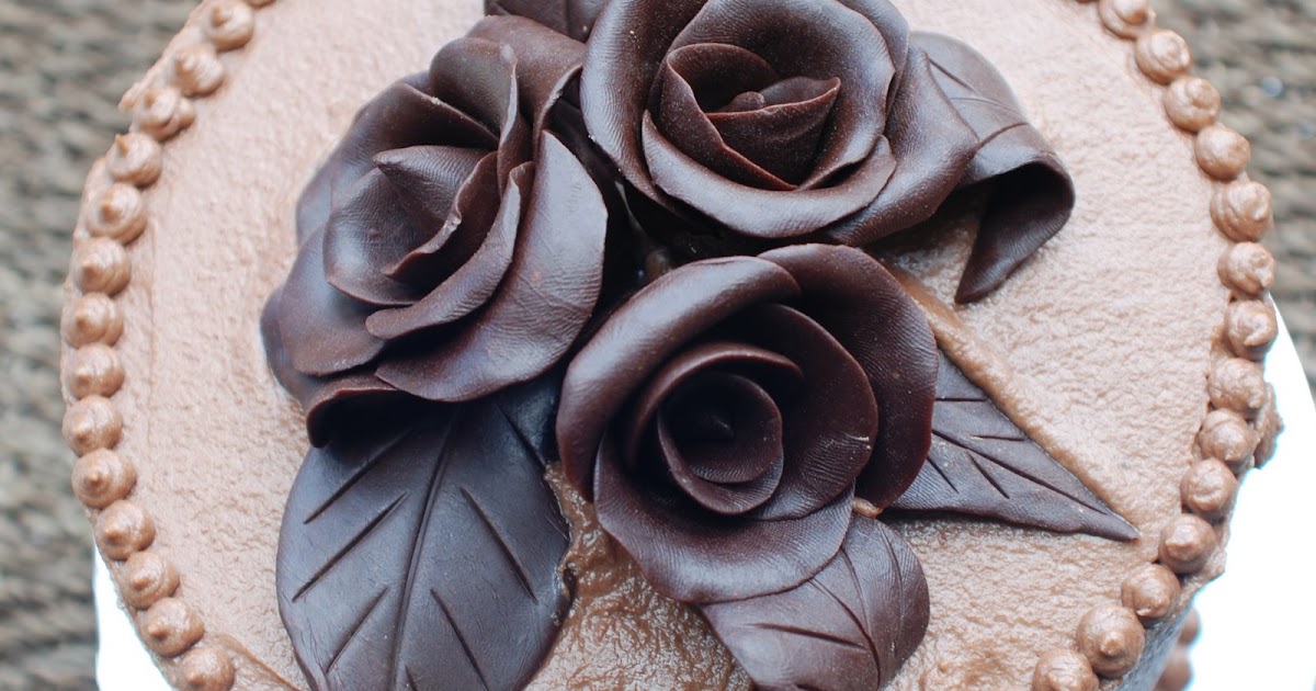 CAKE ON THE BRAIN CHOCOLATE ROSES WHAT FUN! IT'S LIKE PLAYDOUGH!