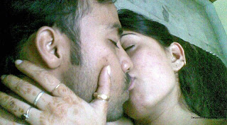 Horny Pakistani college couple kissing after hot sex session pics