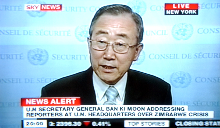 [Ban_Ki-Moon-Zimbabwe.jpg]