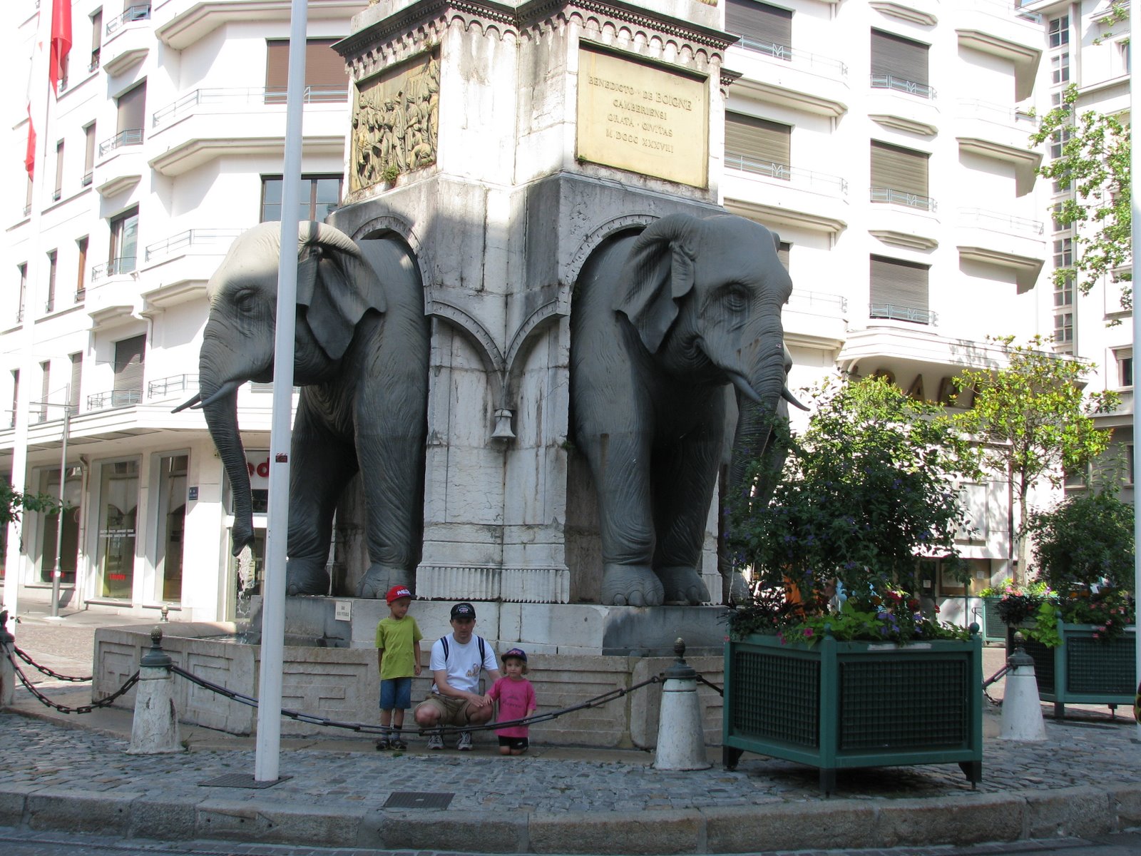 [IMG_4011.jpg]