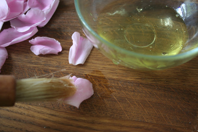 Brush the petals back and front with egg white