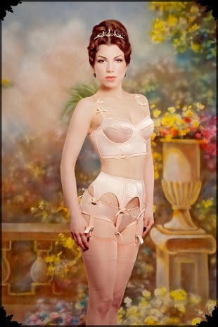 Kiss Me Deadly...Femme Fatale Lingerie