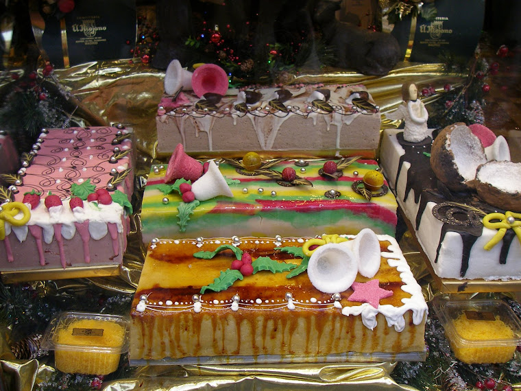 TURRONES el dulce típico de la Navidad en España.