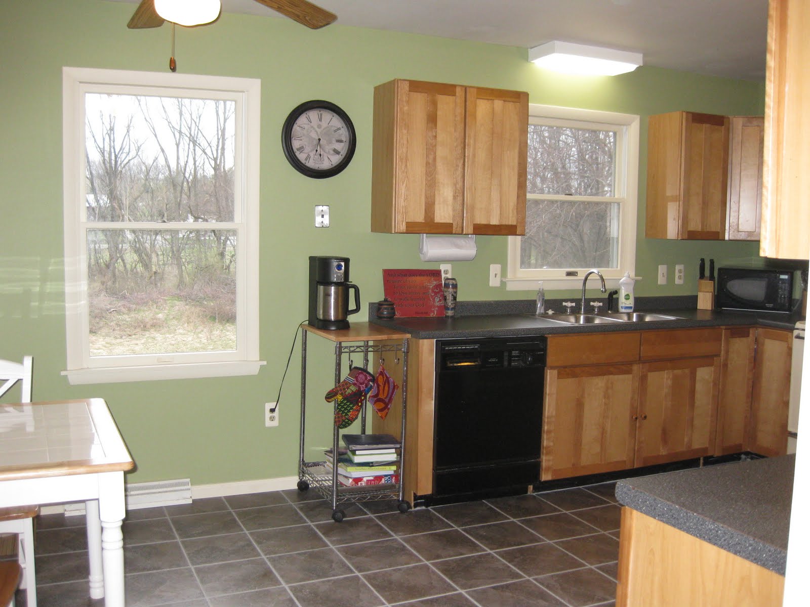 Regret... Redeeming an ugly kitchen