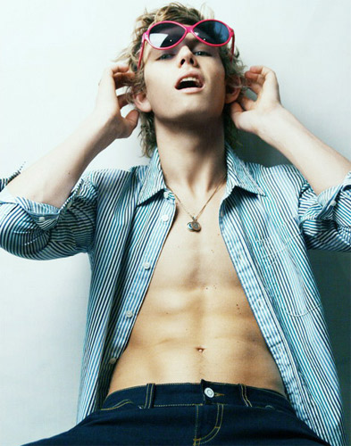 alex pettyfer brother. Timename alex was born model,