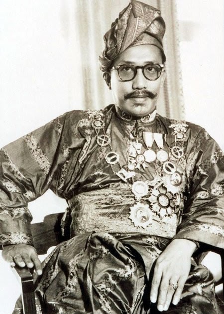 Omar ali saifuddin sultan Sultan Omar