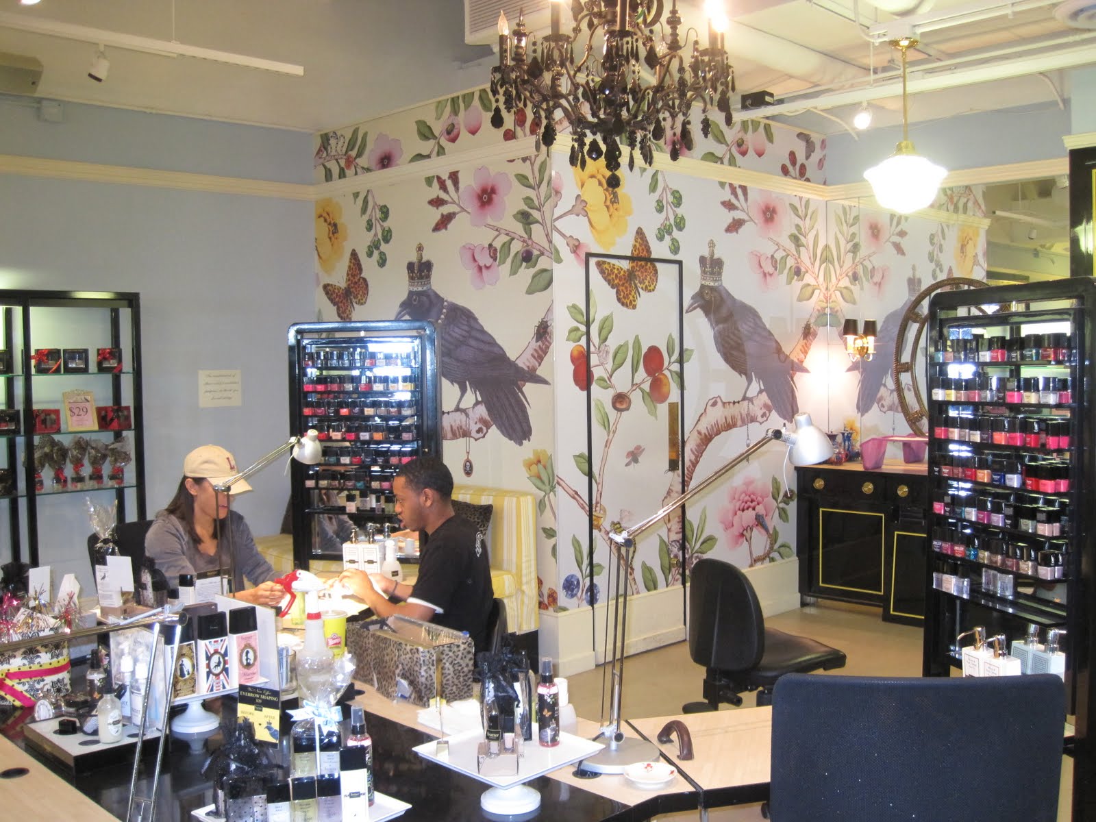 Nail Store
