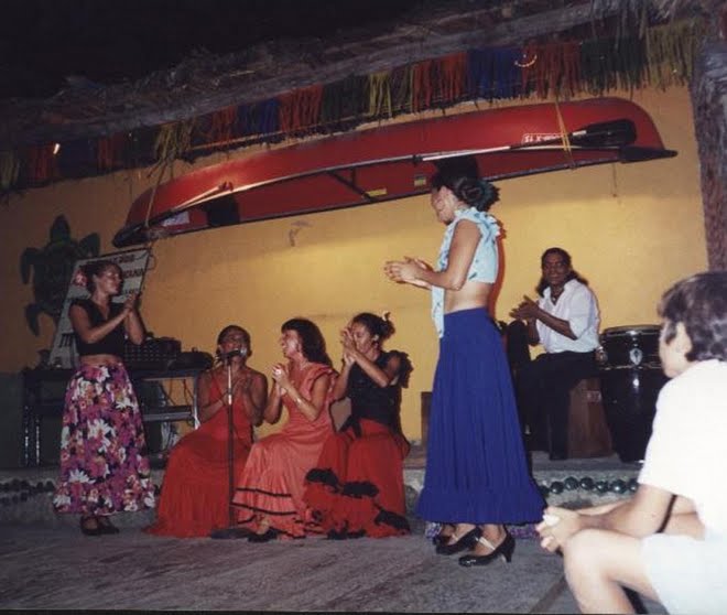 flamenco show con "Claveles de Tulum" en Charlie's - Tulum, México 2000