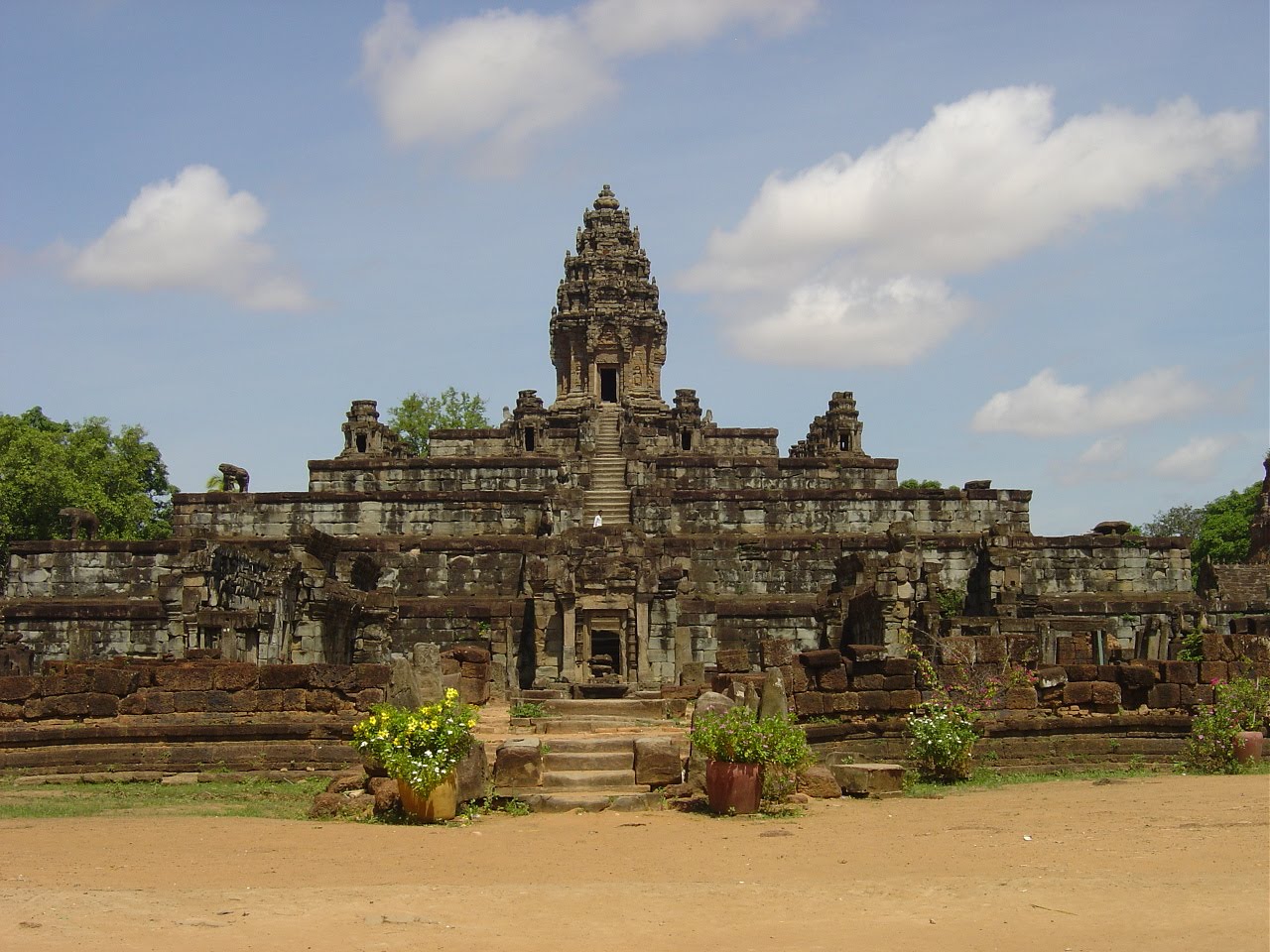 Bakong Temple