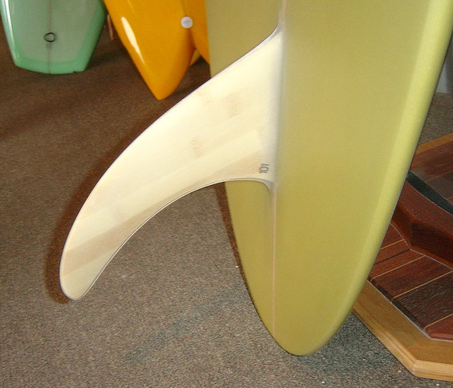 [bamboo_single_fin_glass_on.jpg]