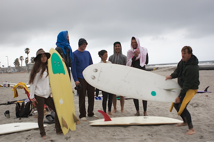 [surfers.jpg]