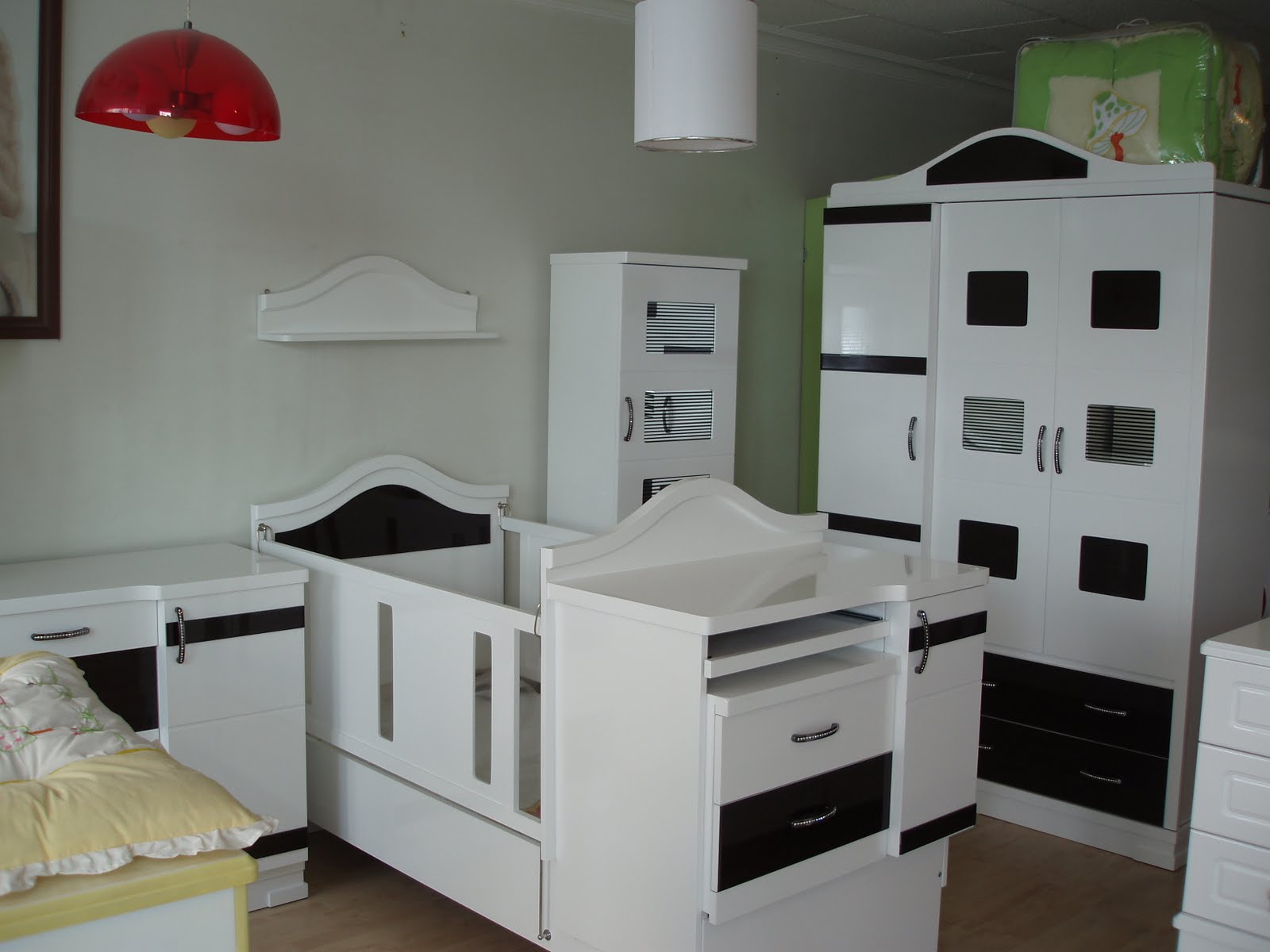 GÖKKAYA BEBEK VE GENÇ MOBİLYA BUZDOLABI GENÇ ODASI