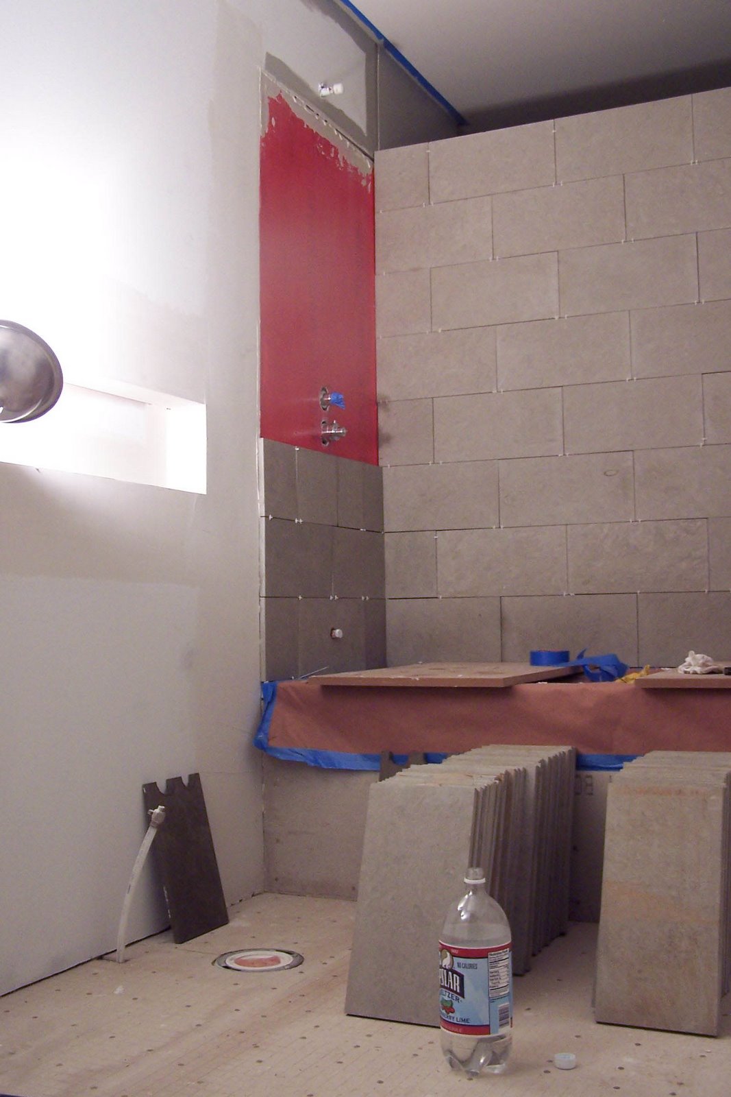 [bath1_tile_progress.JPG]