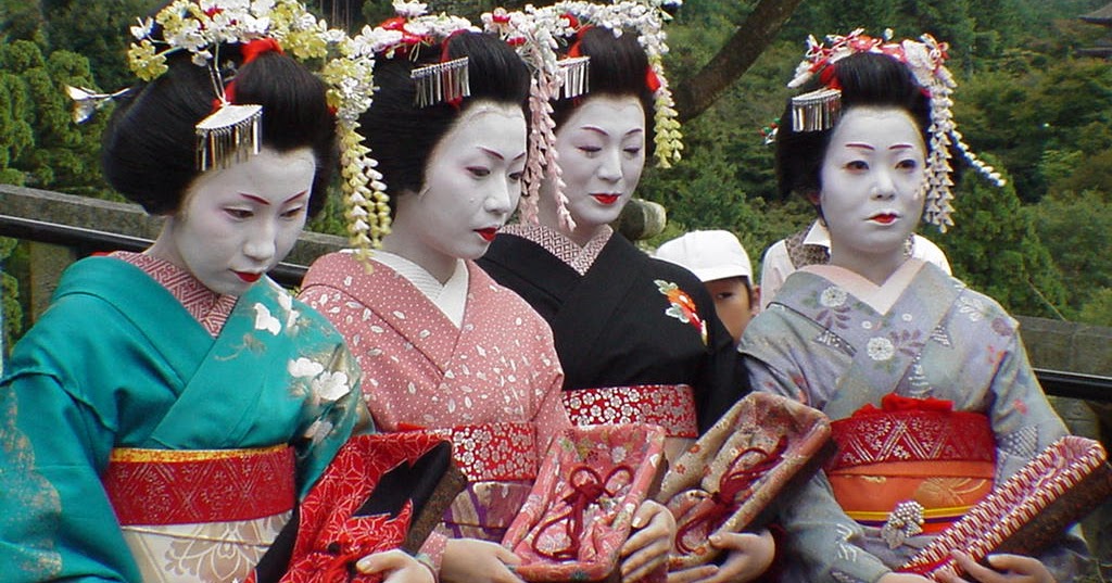 Japan and Japanese People | आरोह अवरोह.....