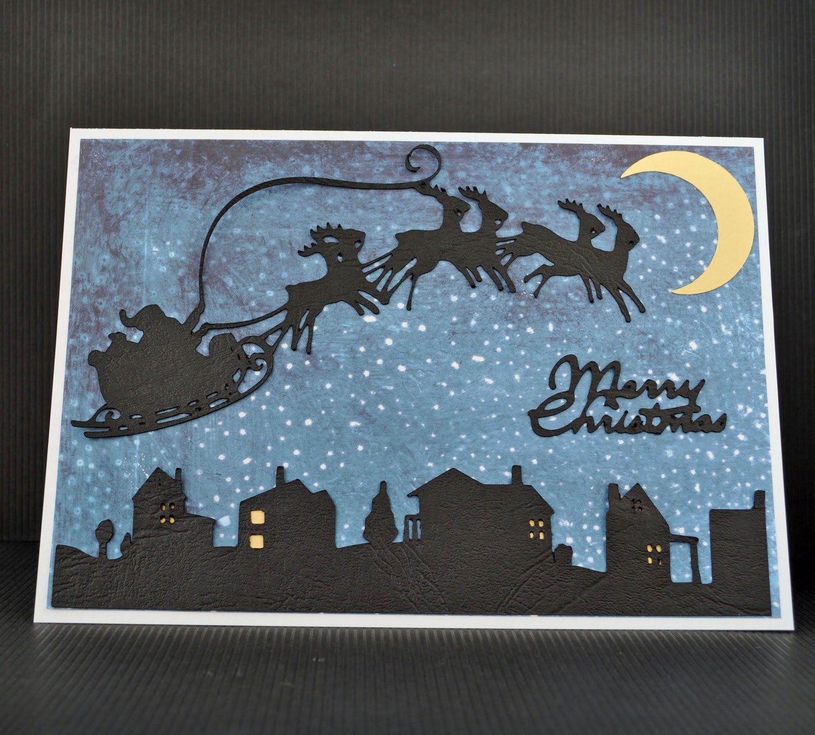 Inky Fingers: Cricut Christmas card.