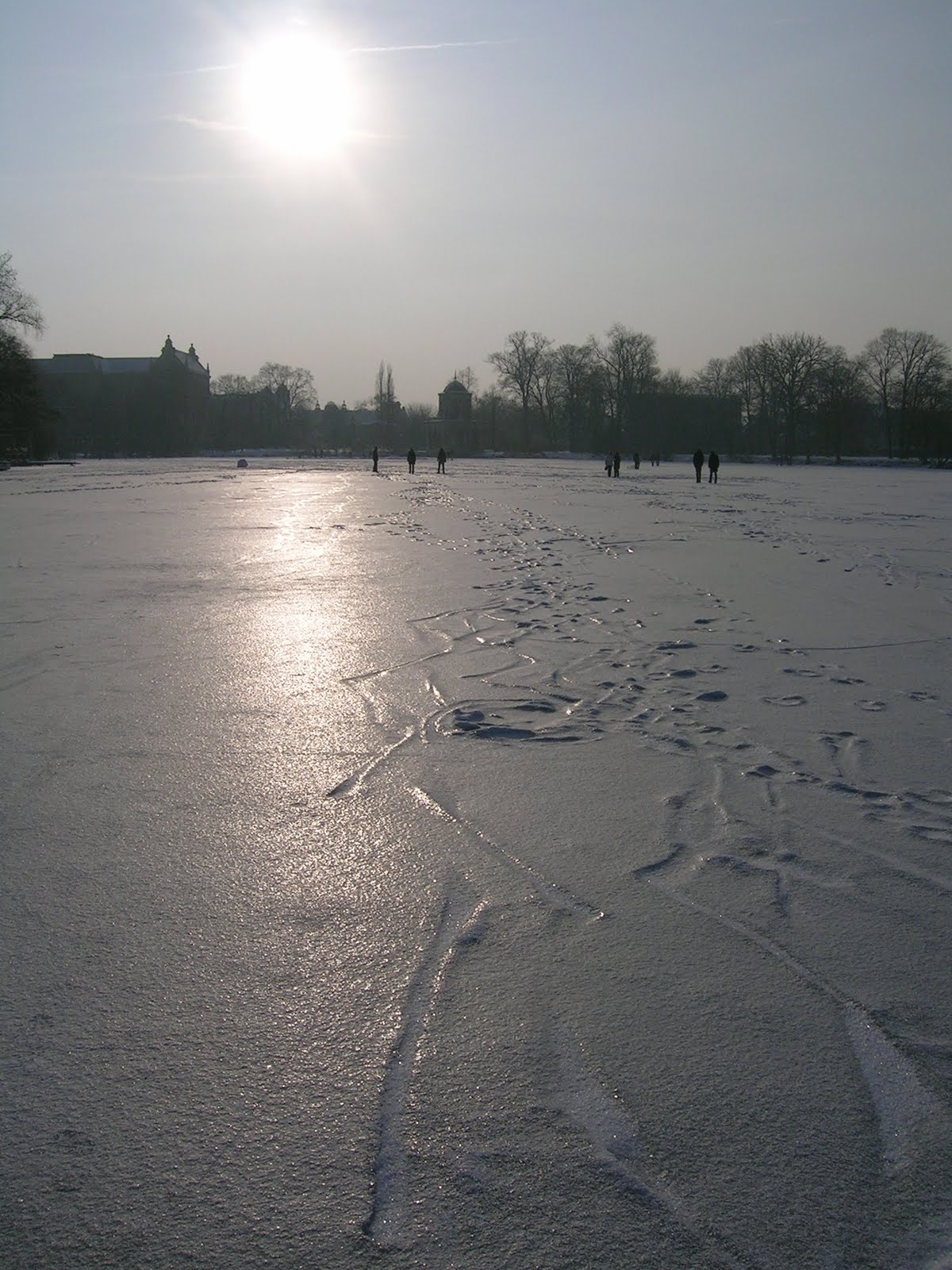 [DSCN3813.JPG]