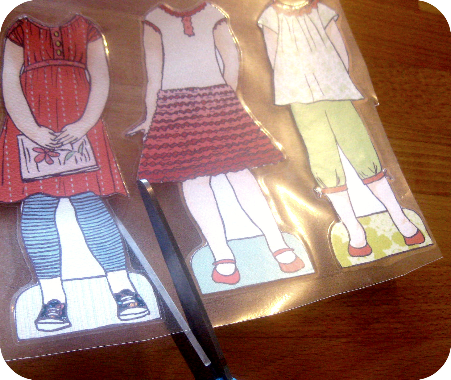 Lily & Thistle Tutorial How to Laminate and Add Velcro or to