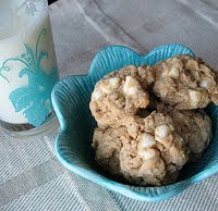 White Peanut Butter Oat Chippers