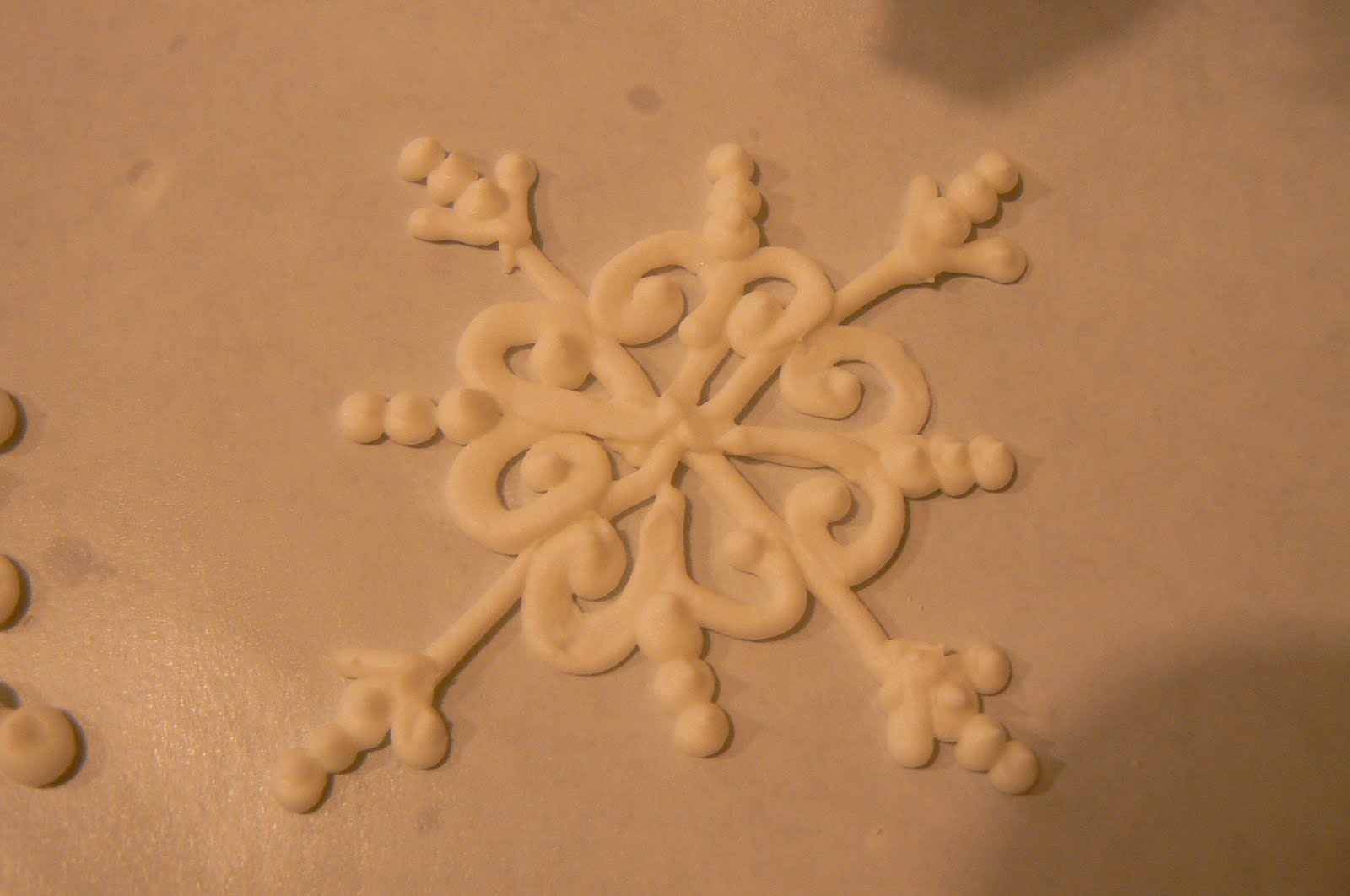 Kelly Roberts Designs Royal Icing Snowflakes