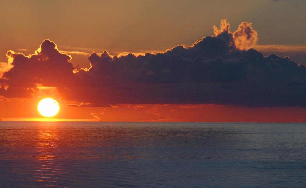 Tell Me Why?: Why Do Sunsets Look Red?