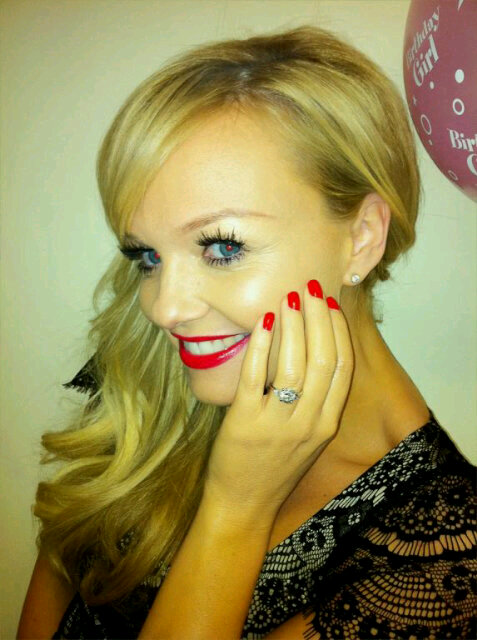 PamMichele: Spice Girl Emma Bunton is engaged! (photo)