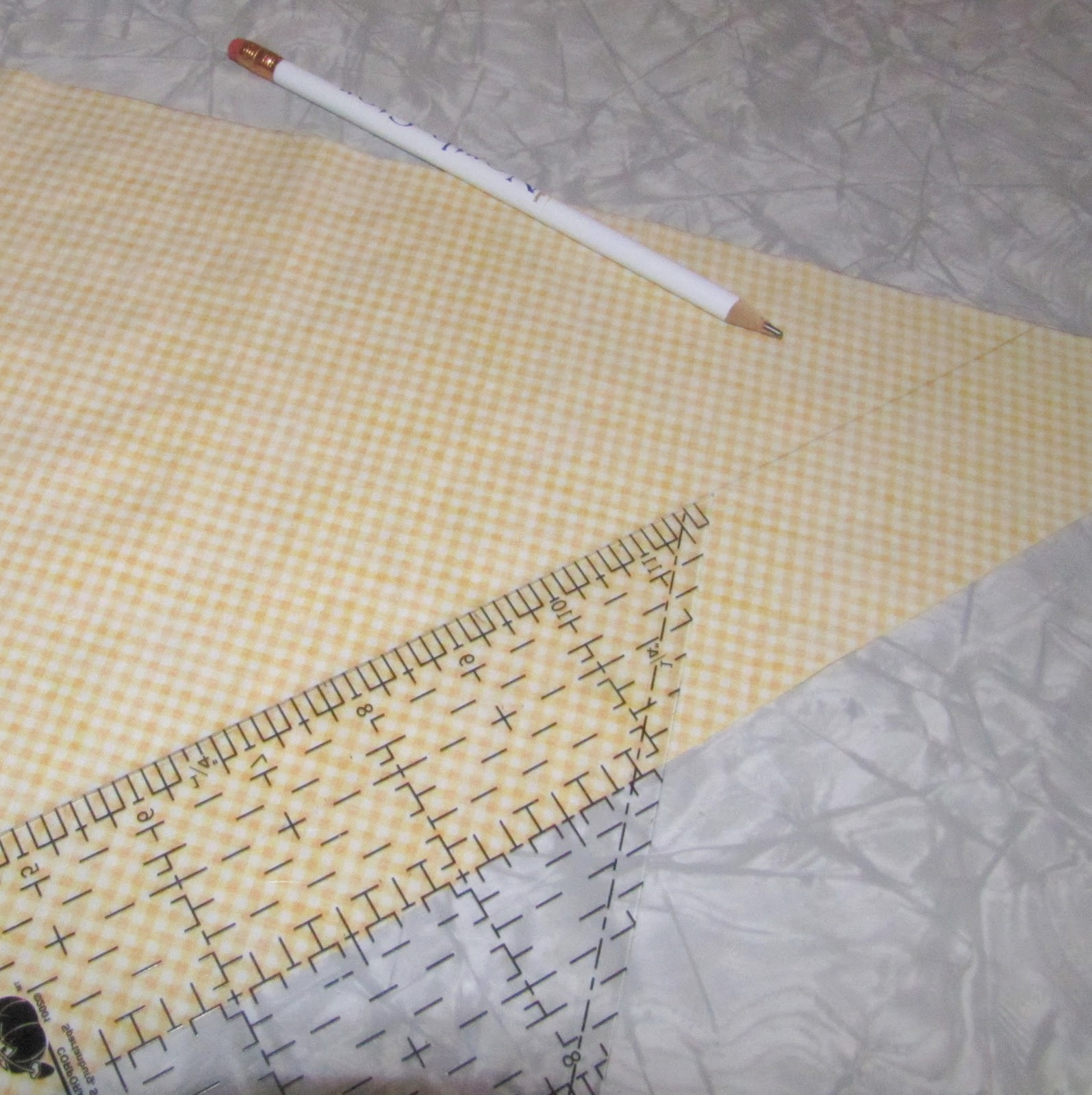 Summerstead From Fat Quarter to 5 Yards! Bias Tape Tutorial