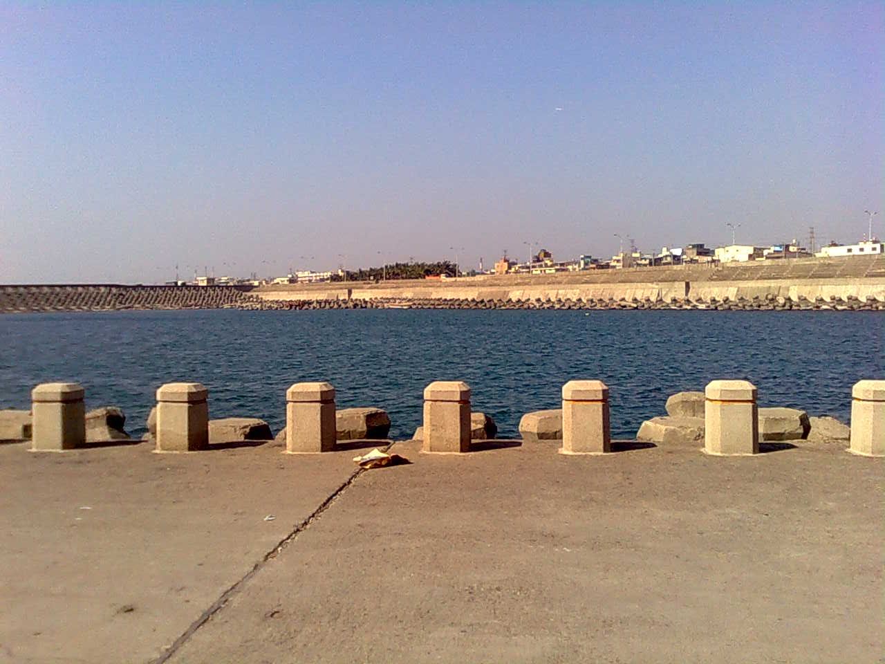 [100222-23+帶小帆吃吃喝喝17.jpg]