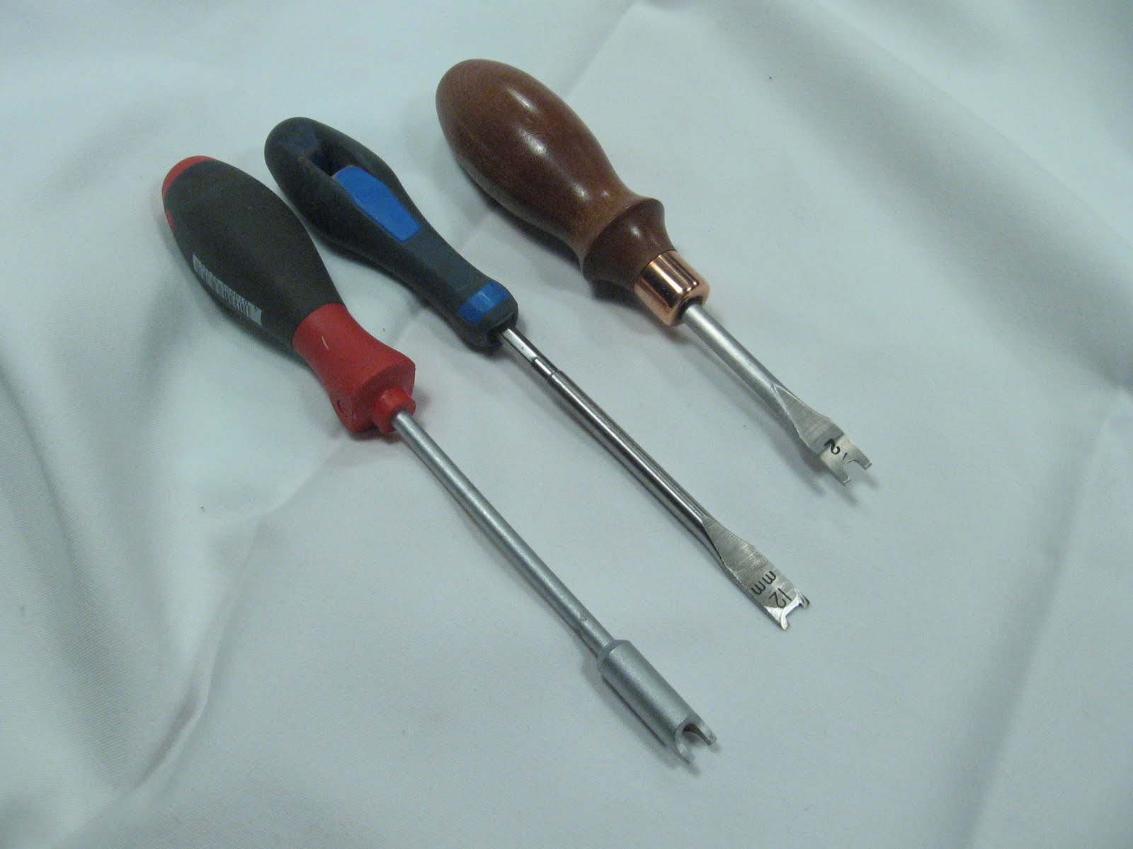 Old Ladies Schlitzmutterdreher Split nut driver