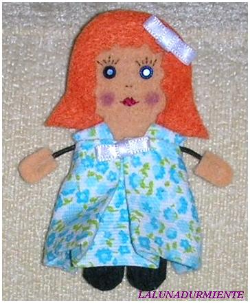 MUÑECA STRASS