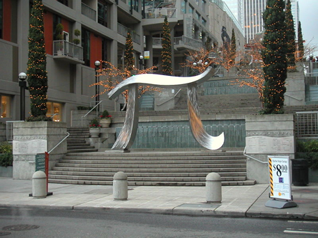 [800px-Pi-Seattle.png]