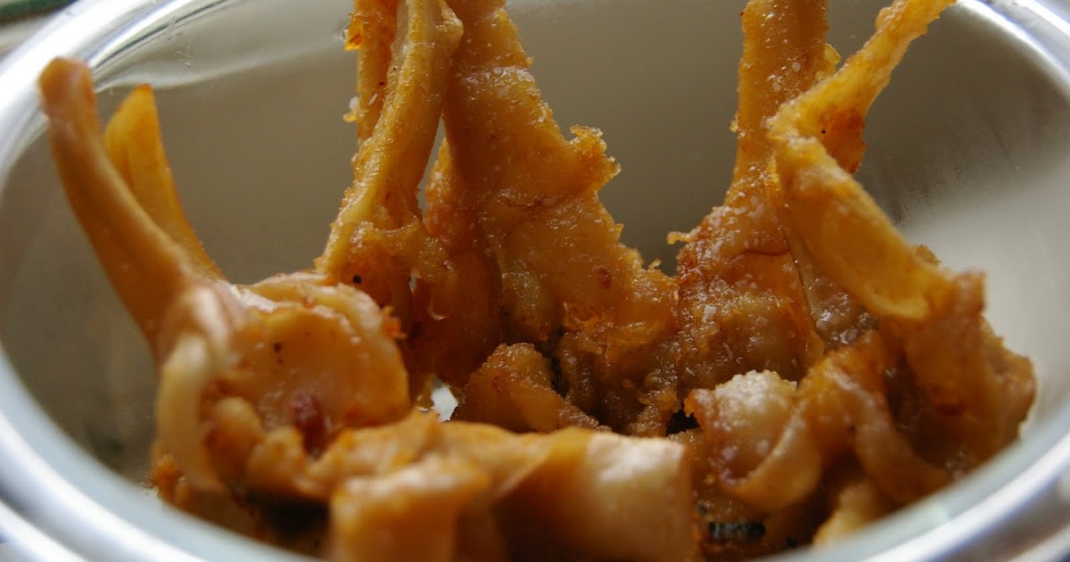 meat Deep fried razor clams and onion rings
