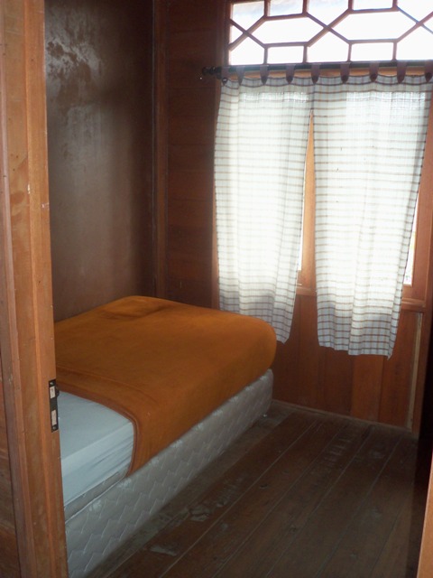 Kamar 1