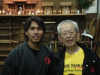 Training with Hatsumi soke,34th grandmaster in Hombu Dojo Japan