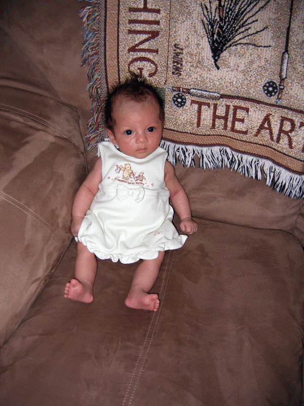 [20080619-Ella-in-Pooh-dress.png]