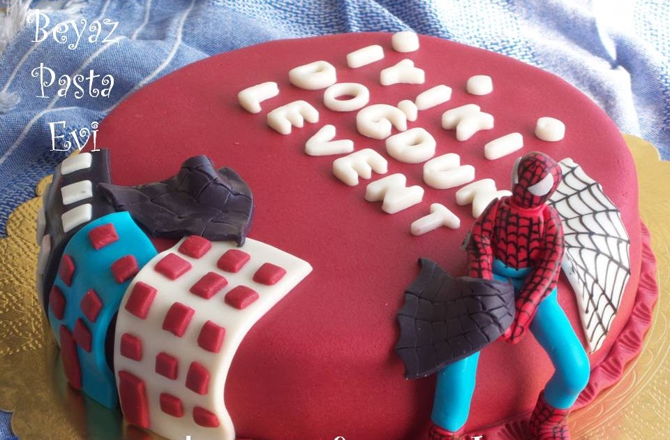 BEYAZ HANIMELİ Spiderman Pasta