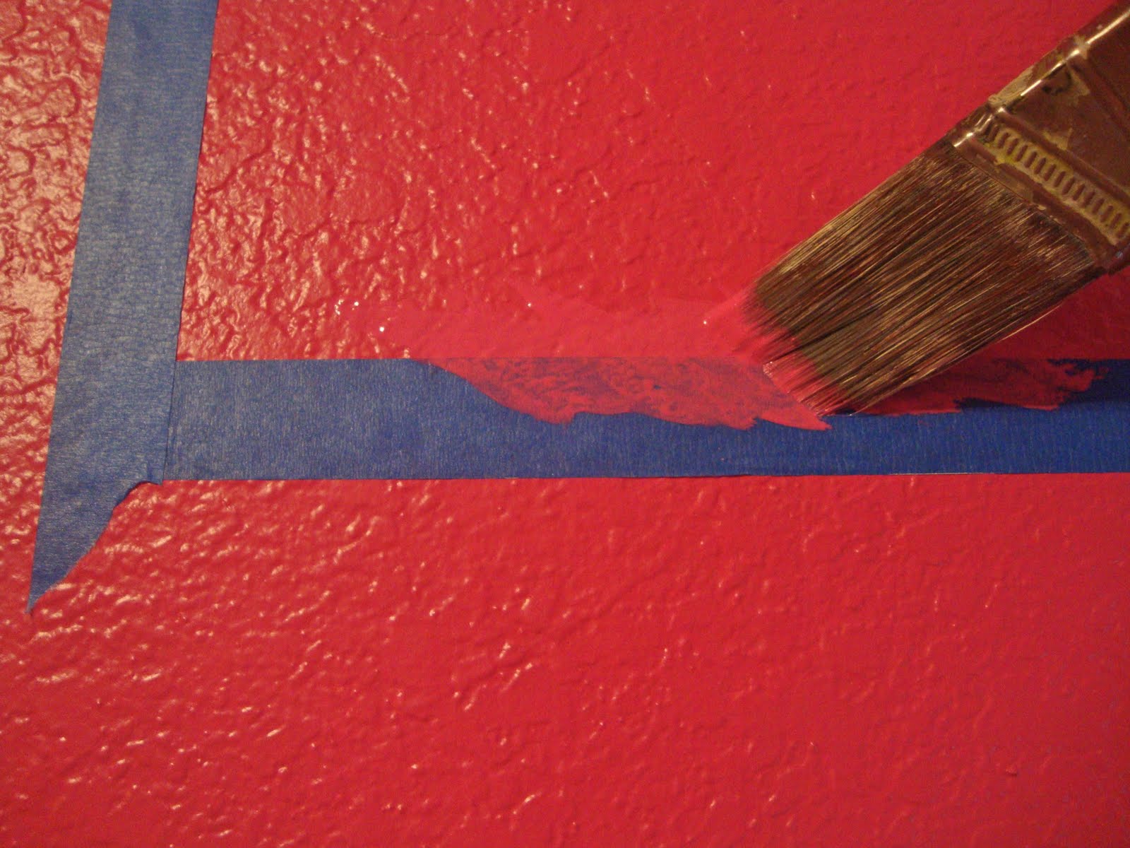 mom of 2 girly girlz How to Paint Straight Lines Tutorial